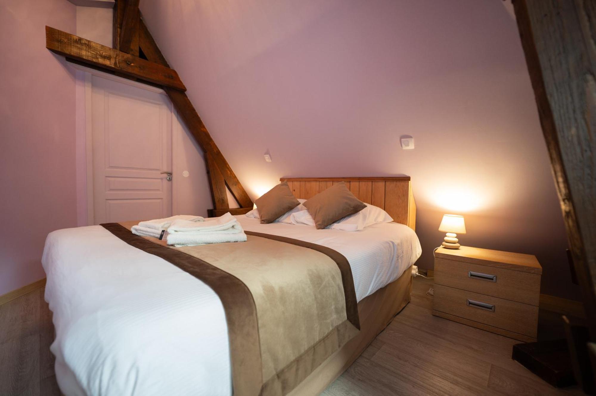 Logis Hotels - Hotel Restaurant Domaine Les Falaises Martel Camera foto