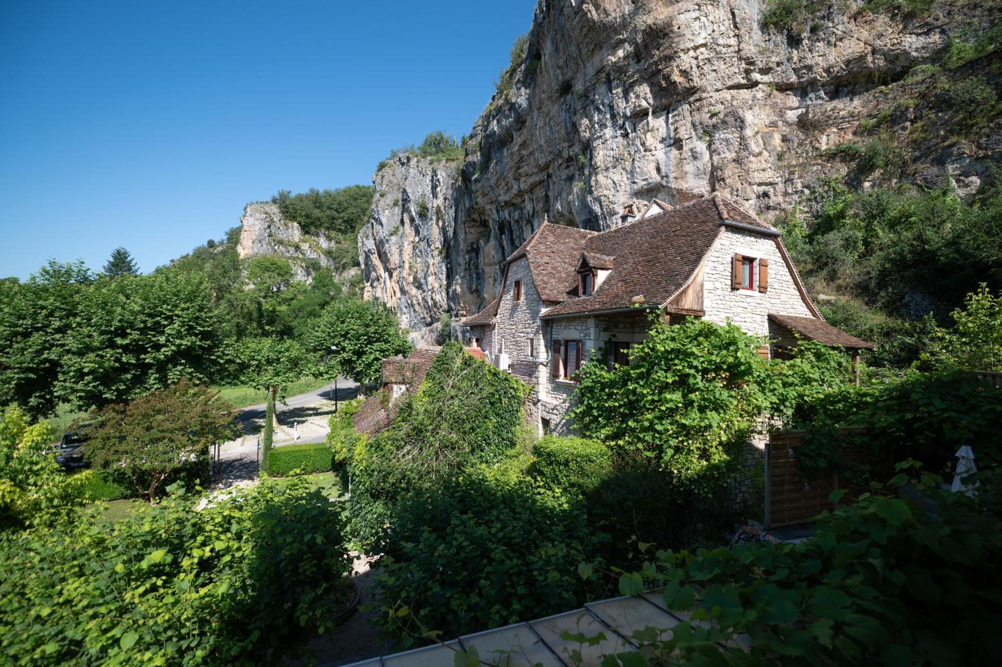 Logis Hotels - Hotel Restaurant Domaine Les Falaises Martel Esterno foto